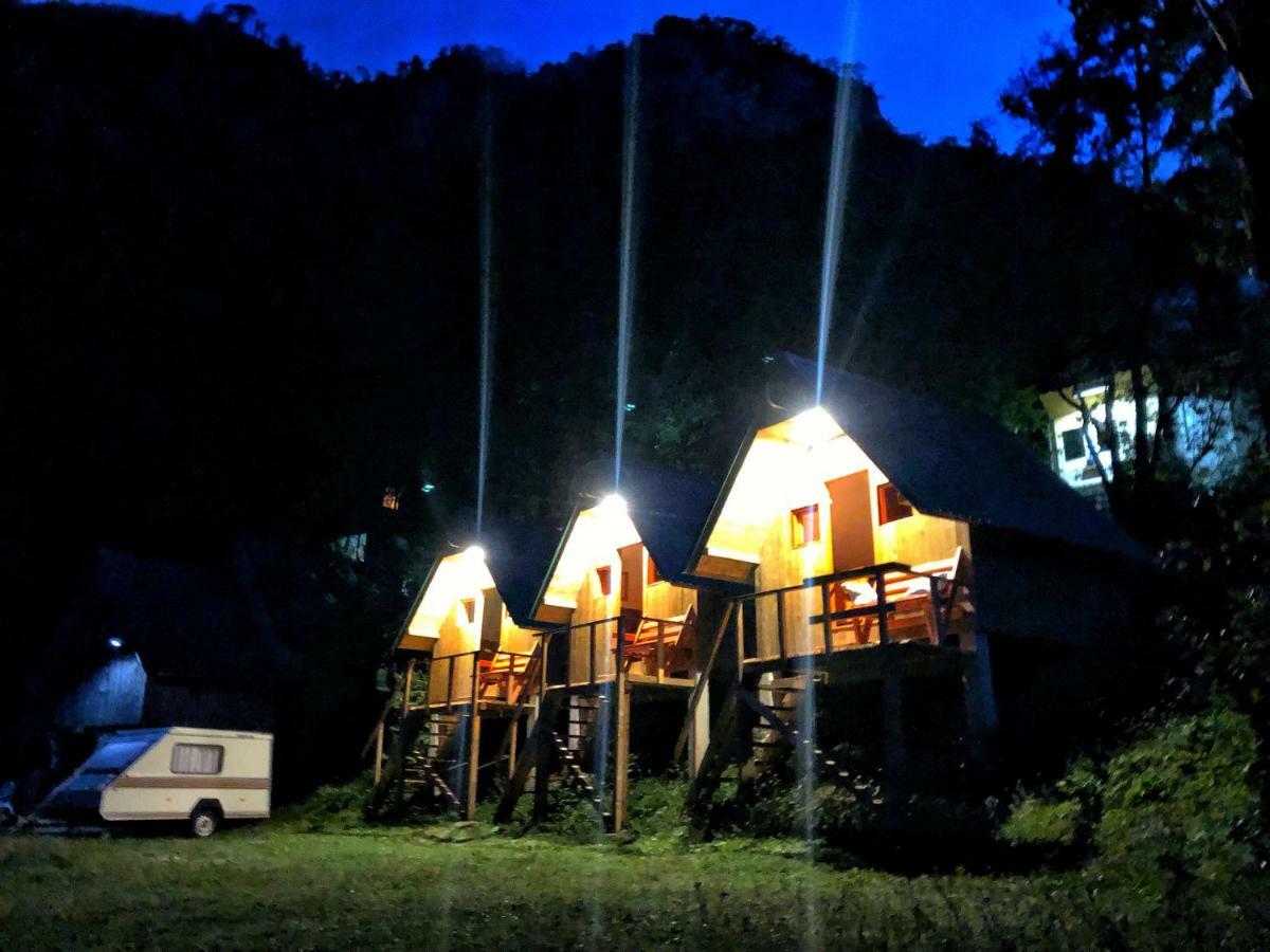 Kamp Vrbnica Hotel Plužine Ngoại thất bức ảnh