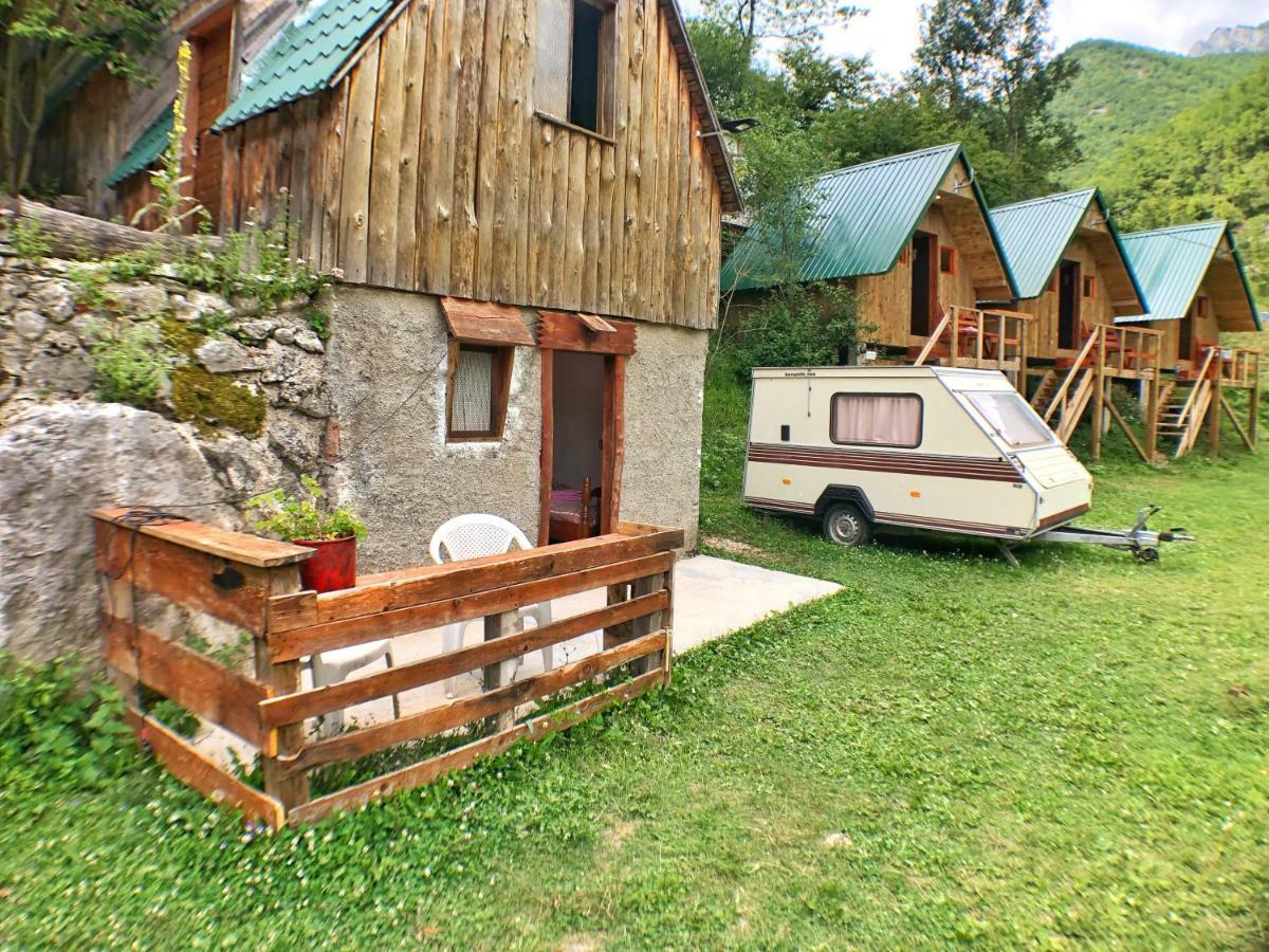 Kamp Vrbnica Hotel Plužine Ngoại thất bức ảnh