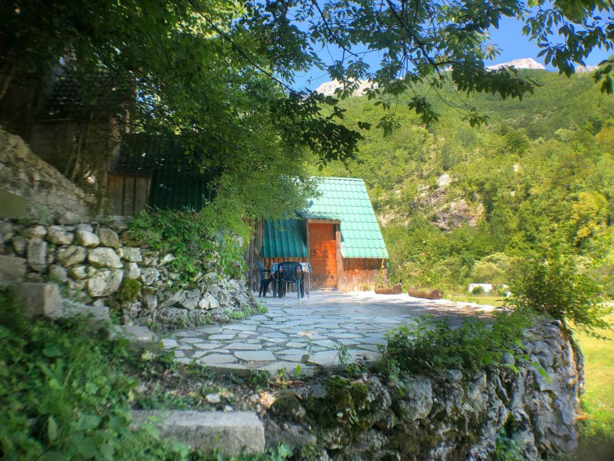 Kamp Vrbnica Hotel Plužine Ngoại thất bức ảnh